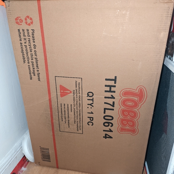 Tobbi 12v motorcycle - Picture 2 of 2